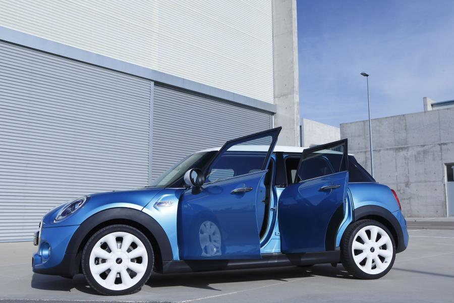  Mini Cooper S 5-Door 2014 года  (фото 50 из 80)